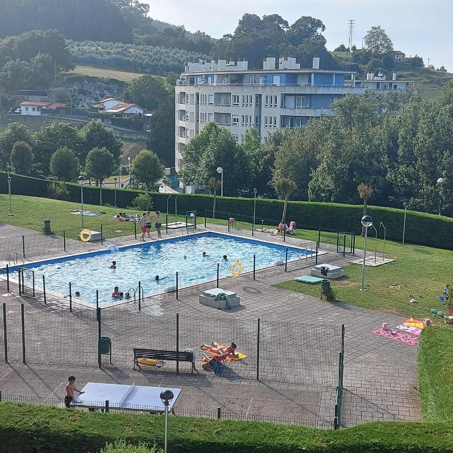 Soleado Piso Con Garaje Y Piscina A 8' Centro Castro Urdiales Exterior foto