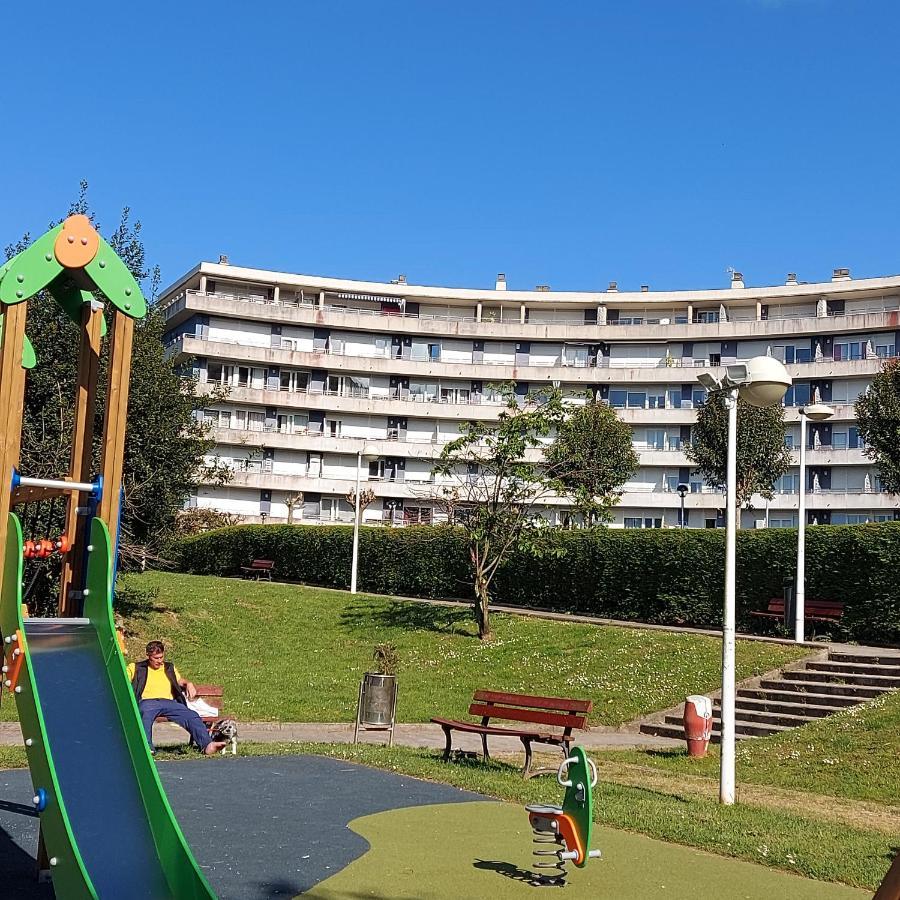 Soleado Piso Con Garaje Y Piscina A 8' Centro Castro Urdiales Exterior foto